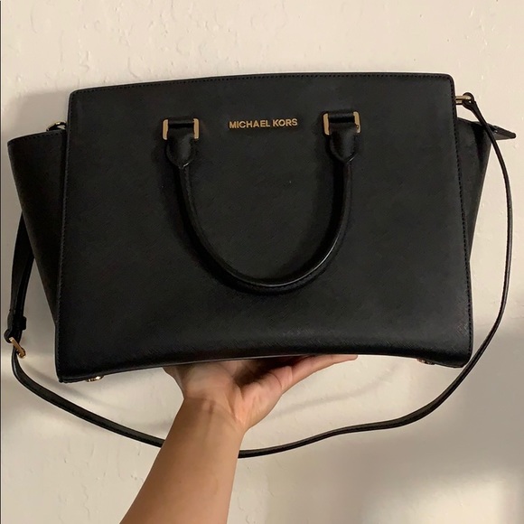 Michael Kors Handbags - Michael Kors - Selma Large Leather Satchel